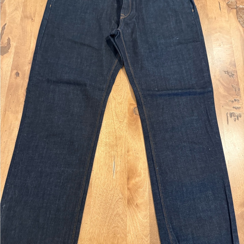 Stylish Men's Indigo Jeans